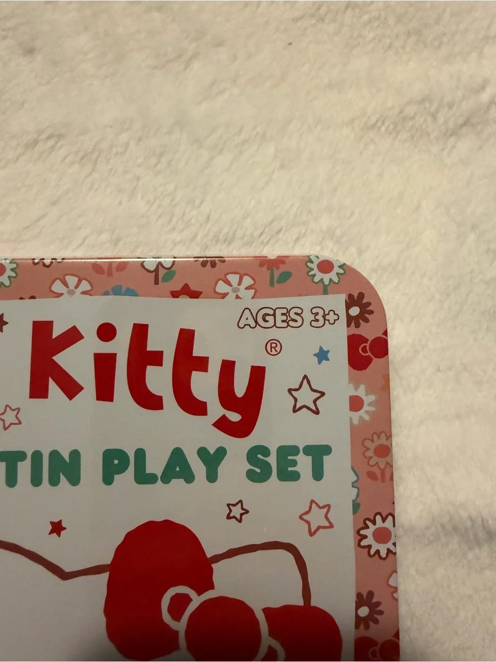 Hello Kitty Magnetic Tin Playset- 47 Magnets Imaginative Creativity Learning